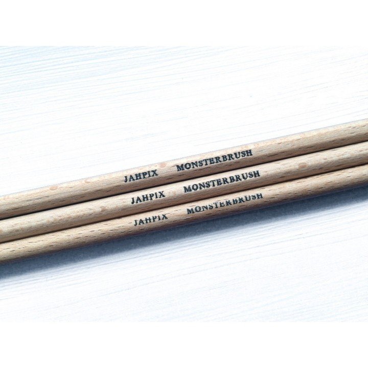 Pincel liner de pelo de lobo y marta JahPix Monsterbrush