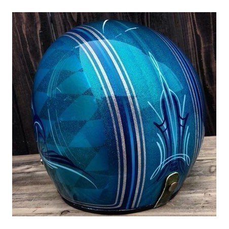 Custom-Creative-Casco-flakes-kandy-pinstriping